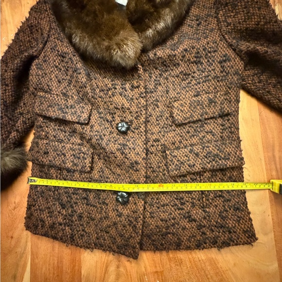Tweed Coat w/ Fur Collar & Cuffs: Vintage 1960s Brown & Black Wool - Picture 8 of 15